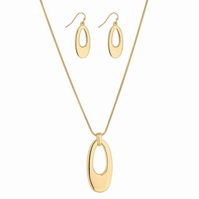 Gold oval jewellery set